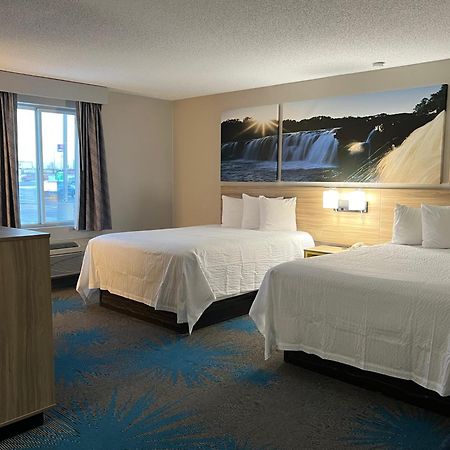 Days Inn By Wyndham Jamestown Exterior photo